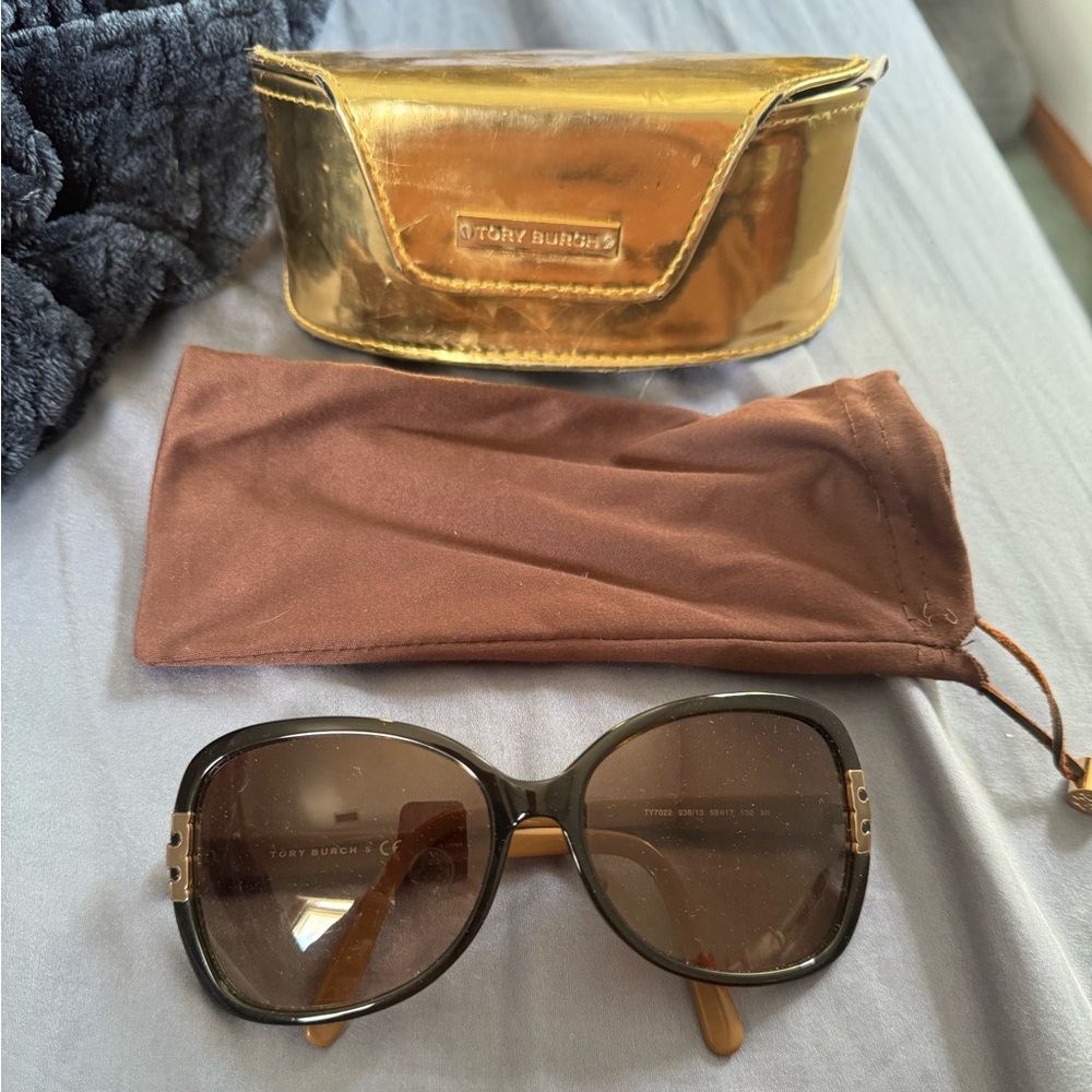 Tory burch sunglasses